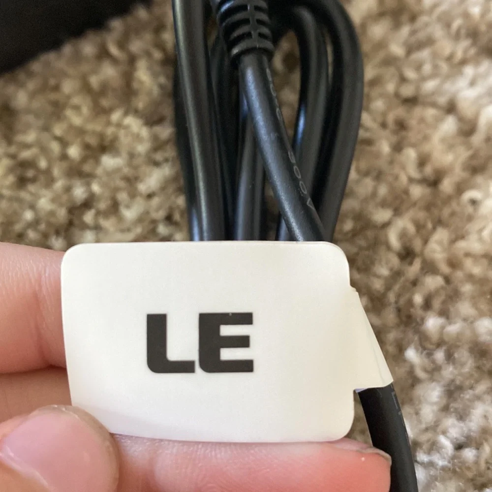 Adaptor brand new had tags!